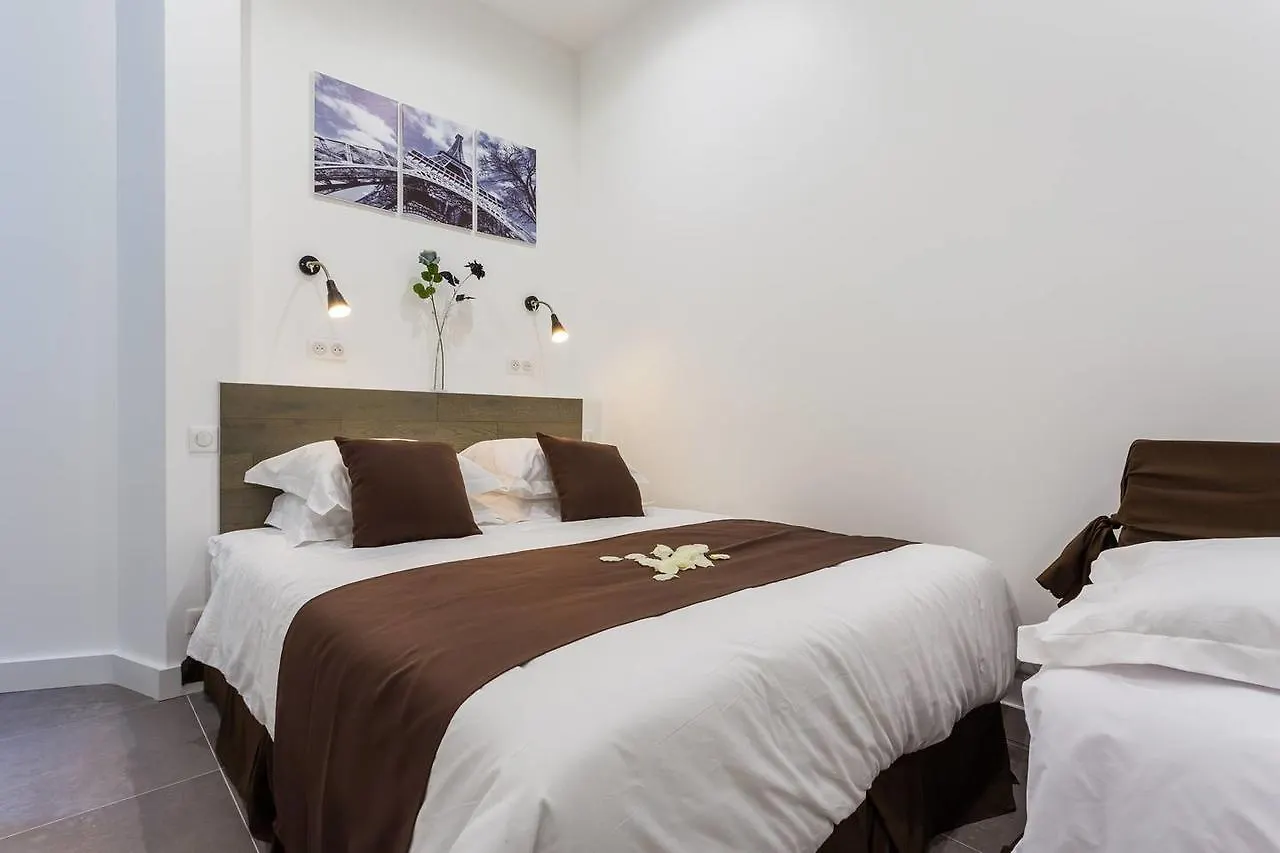 Le Logis De Montmartre Appartamento Parigi